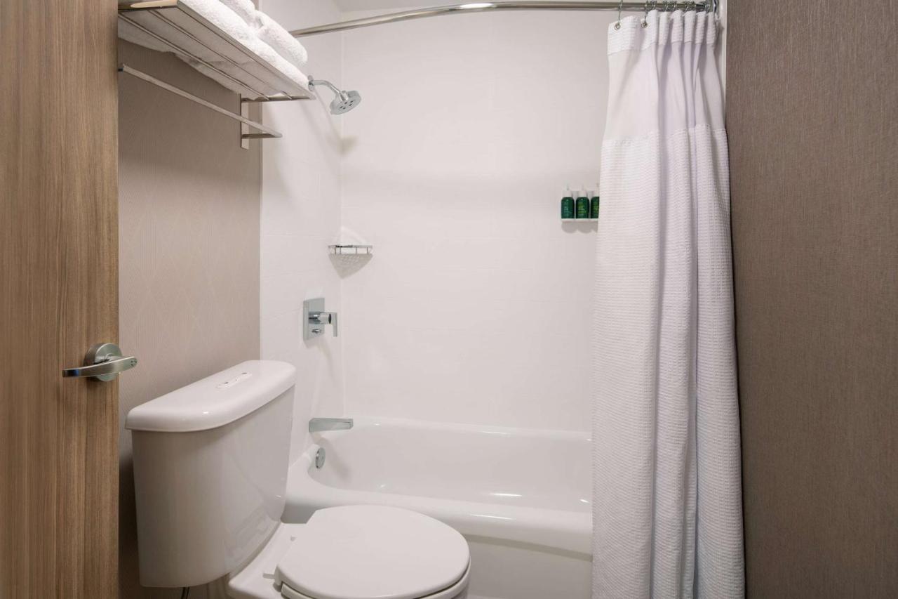 Sonesta Select Seattle Renton Suites Extérieur photo
