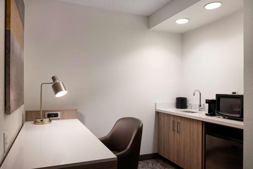 Sonesta Select Seattle Renton Suites Extérieur photo